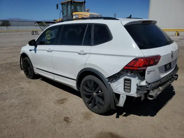 3VV3B7AX9MM133338 2021 VOLKSWAGEN TIGUAN - Image 2