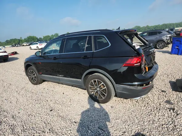 3VV3B7AX9MM140189 2021 VOLKSWAGEN TIGUAN - Image 2
