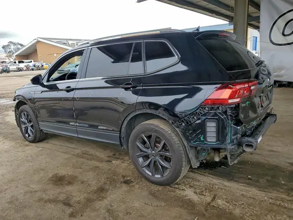 3VV3B7AX9NM157690 2022 VOLKSWAGEN TIGUAN - Image 2