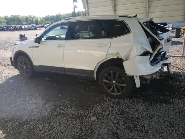 3VV3B7AX9RM030556 2024 VOLKSWAGEN TIGUAN - Image 2