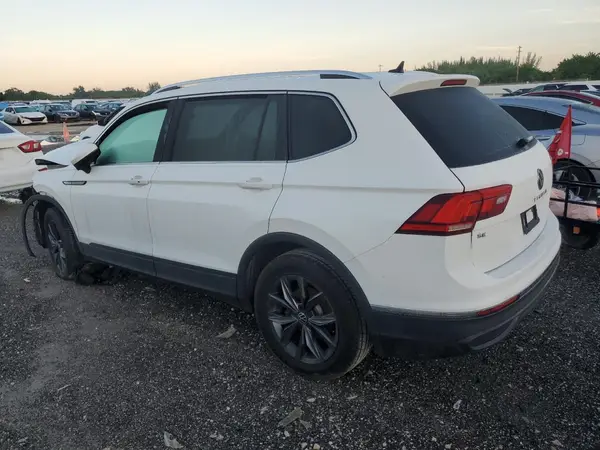 3VV3B7AX9RM042318 2024 VOLKSWAGEN TIGUAN - Image 2