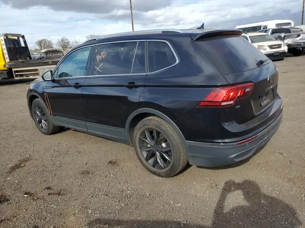 3VV3B7AX9RM046921 2024 VOLKSWAGEN TIGUAN - Image 2