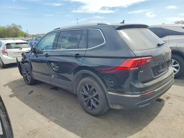 3VV3B7AX9RM074427 2024 VOLKSWAGEN TIGUAN - Image 2