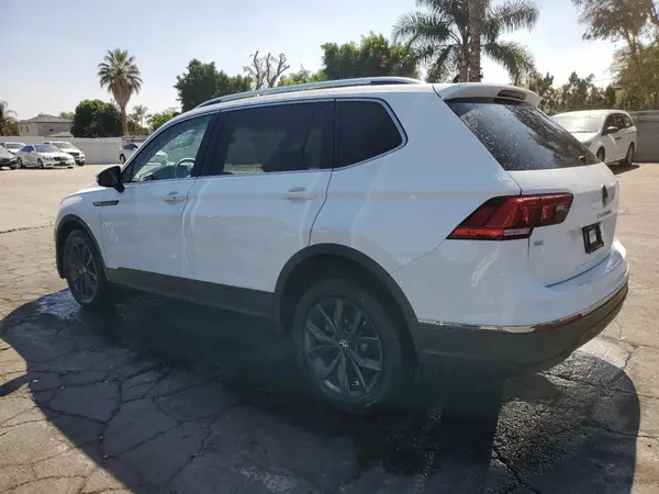 3VV3B7AX9RM098324 2024 VOLKSWAGEN TIGUAN - Image 2