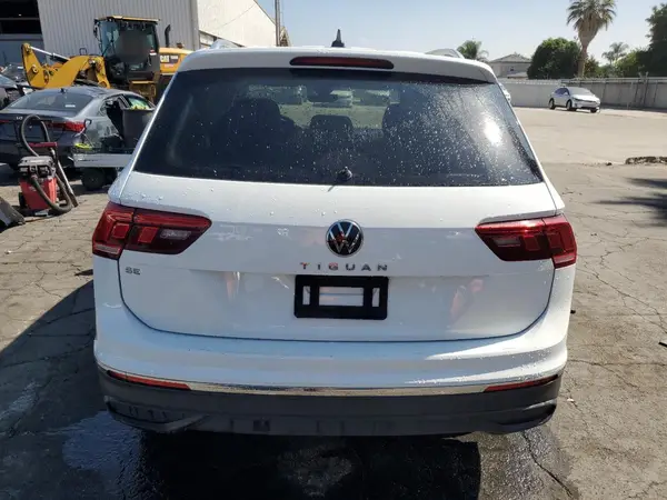 2024 VOLKSWAGEN TIGUAN auction photo 6