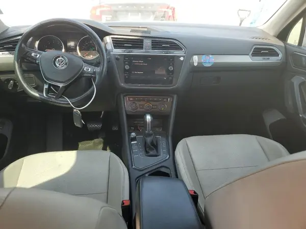 3VV3B7AXXJM004133 2018 VOLKSWAGEN TIGUAN - Image 8