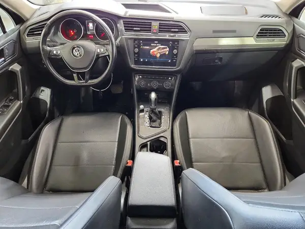 3VV3B7AXXJM005055 2018 VOLKSWAGEN TIGUAN - Image 8