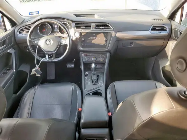 3VV3B7AXXJM007954 2018 VOLKSWAGEN TIGUAN - Image 8