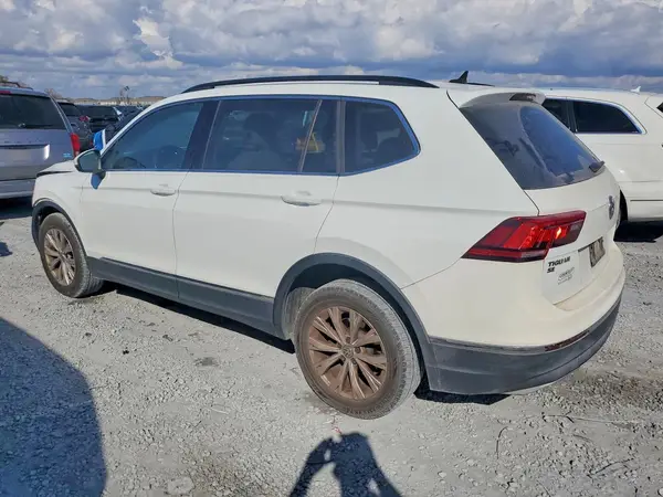 3VV3B7AXXJM026682 2018 VOLKSWAGEN TIGUAN - Image 2