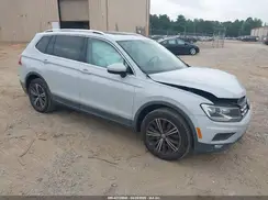 3VV3B7AXXJM039125 2018 VOLKSWAGEN TIGUAN