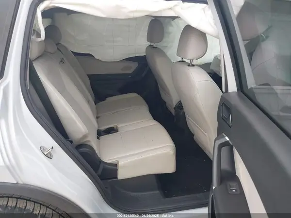 3VV3B7AXXJM039125 2018 VOLKSWAGEN TIGUAN - Image 8