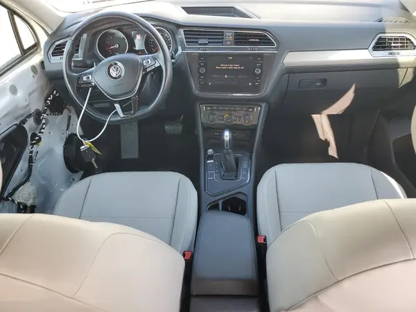3VV3B7AXXJM048925 2018 VOLKSWAGEN TIGUAN - Image 8