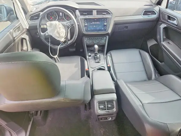 3VV3B7AXXJM070374 2018 VOLKSWAGEN TIGUAN - Image 8
