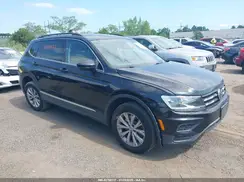 3VV3B7AXXJM082718 2018 VOLKSWAGEN TIGUAN