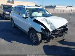 3VV3B7AXXJM120741 2018 VOLKSWAGEN TIGUAN
