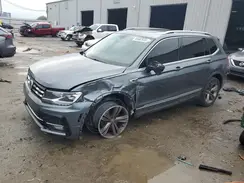 3VV3B7AXXJM137247 2018 VOLKSWAGEN TIGUAN