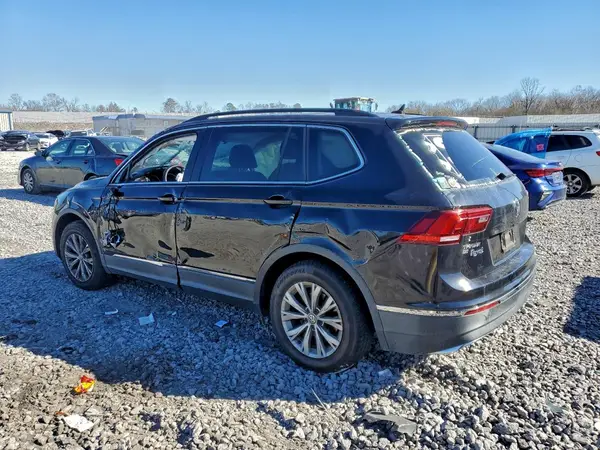 3VV3B7AXXJM146367 2018 VOLKSWAGEN TIGUAN - Image 2