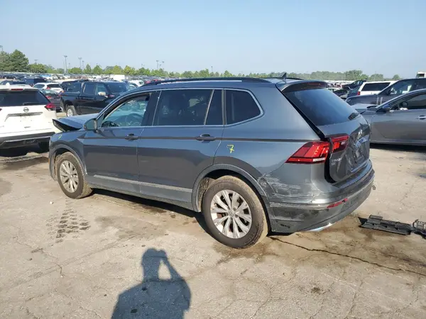 3VV3B7AXXJM147115 2018 VOLKSWAGEN TIGUAN - Image 2