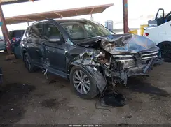 3VV3B7AXXJM161421 2018 VOLKSWAGEN TIGUAN