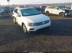 3VV3B7AXXJM167686 2018 VOLKSWAGEN TIGUAN