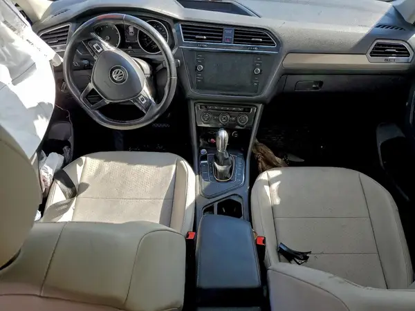 3VV3B7AXXJM181927 2018 VOLKSWAGEN TIGUAN - Image 8