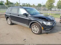 3VV3B7AXXJM212156 2018 VOLKSWAGEN TIGUAN