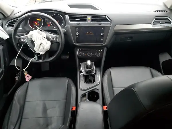 3VV3B7AXXKM021547 2019 VOLKSWAGEN TIGUAN - Image 8