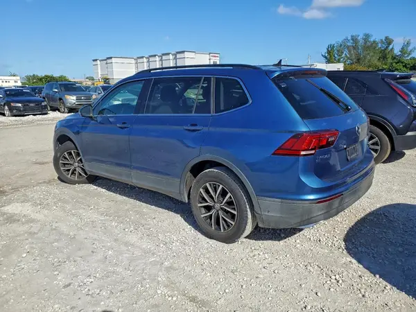 3VV3B7AXXKM056444 2019 VOLKSWAGEN TIGUAN - Image 2