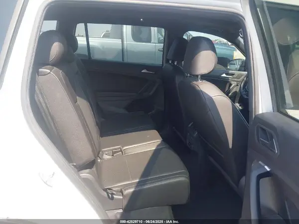 3VV3B7AXXKM078363 2019 VOLKSWAGEN TIGUAN - Image 8