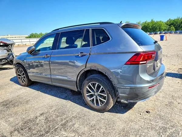 3VV3B7AXXKM081876 2019 VOLKSWAGEN TIGUAN - Image 2