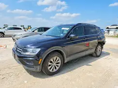 3VV3B7AXXKM085233 2019 VOLKSWAGEN TIGUAN