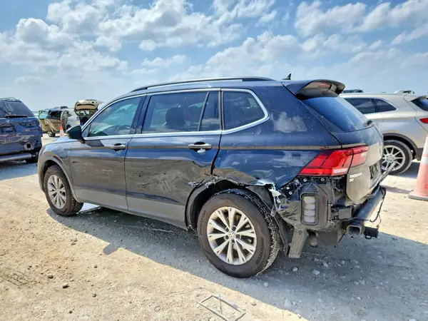 3VV3B7AXXKM085233 2019 VOLKSWAGEN TIGUAN - Image 2