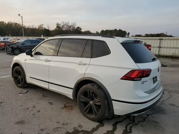 3VV3B7AXXKM098063 2019 VOLKSWAGEN TIGUAN - Image 2