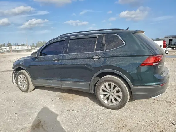 3VV3B7AXXKM111538 2019 VOLKSWAGEN TIGUAN - Image 2