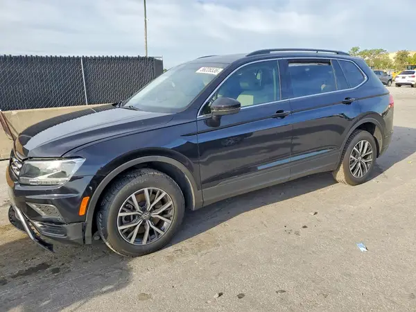 3VV3B7AXXKM115993 2019 VOLKSWAGEN TIGUAN - Image 1
