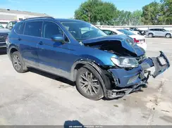 3VV3B7AXXKM128131 2019 VOLKSWAGEN TIGUAN