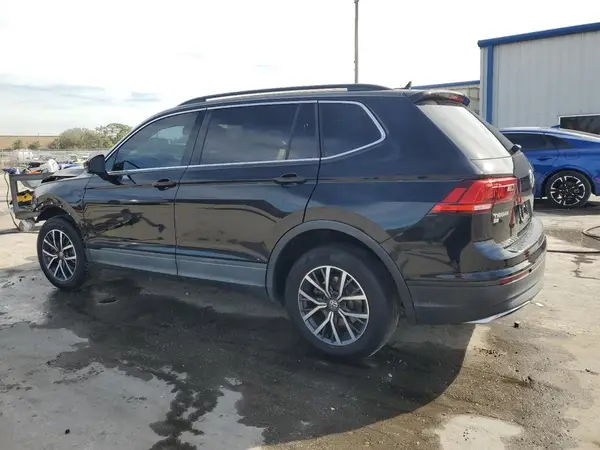 3VV3B7AXXKM158035 2019 VOLKSWAGEN TIGUAN - Image 2