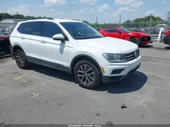3VV3B7AXXKM199152 2019 VOLKSWAGEN TIGUAN