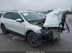 3VV3B7AXXLM018570 2020 VOLKSWAGEN TIGUAN