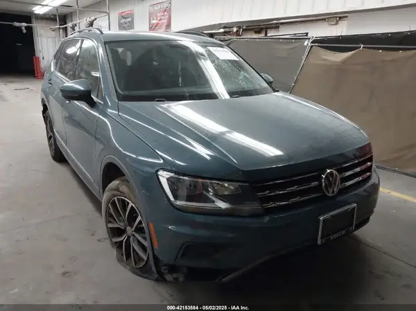 3VV3B7AXXLM058423 2020 VOLKSWAGEN TIGUAN - Image 1