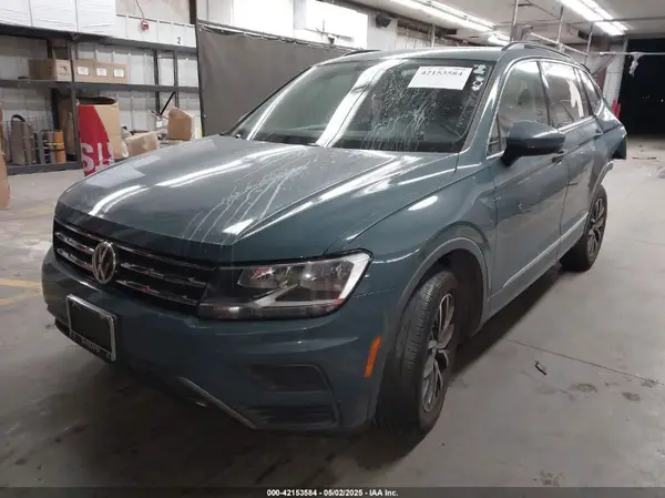 3VV3B7AXXLM058423 2020 VOLKSWAGEN TIGUAN - Image 2