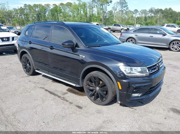 3VV3B7AXXLM079577 2020 VOLKSWAGEN TIGUAN - Image 1