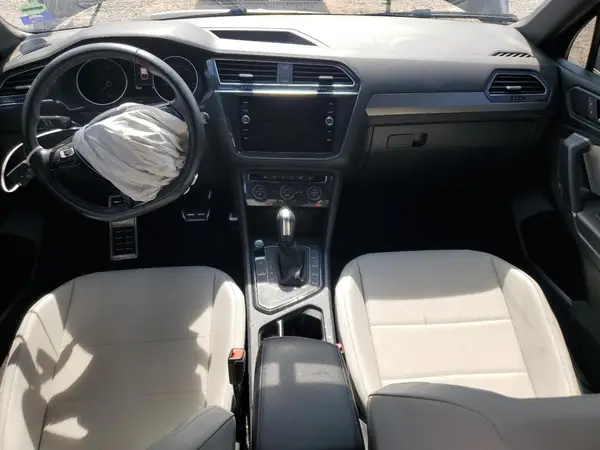 3VV3B7AXXLM081541 2020 VOLKSWAGEN TIGUAN - Image 8