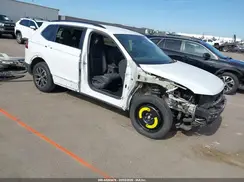 3VV3B7AXXLM106101 2020 VOLKSWAGEN TIGUAN