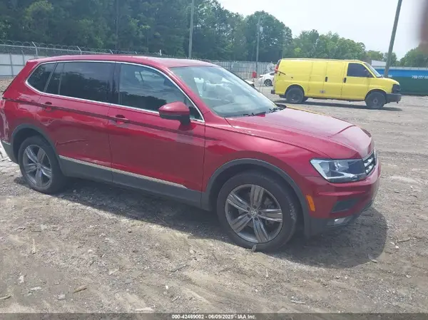 3VV3B7AXXLM115851 2020 VOLKSWAGEN TIGUAN - Image 1