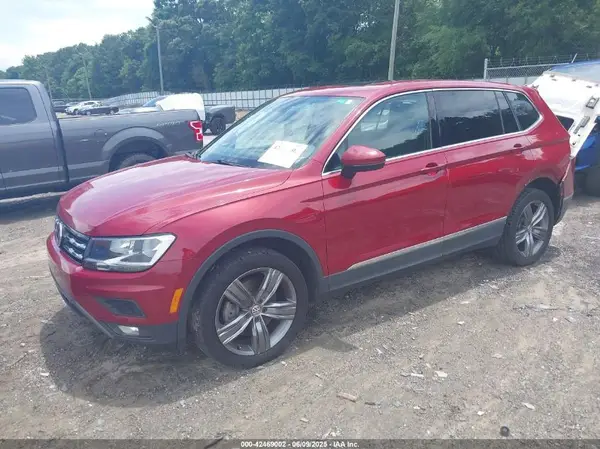 3VV3B7AXXLM115851 2020 VOLKSWAGEN TIGUAN - Image 2
