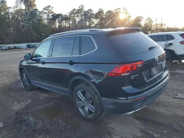 3VV3B7AXXLM133962 2020 VOLKSWAGEN TIGUAN - Image 2