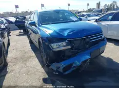 3VV3B7AXXLM140698 2020 VOLKSWAGEN TIGUAN