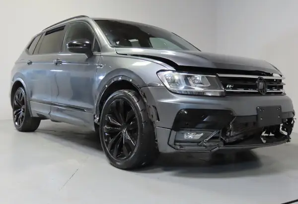 3VV3B7AXXLM154326 2020 VOLKSWAGEN TIGUAN - Image 1
