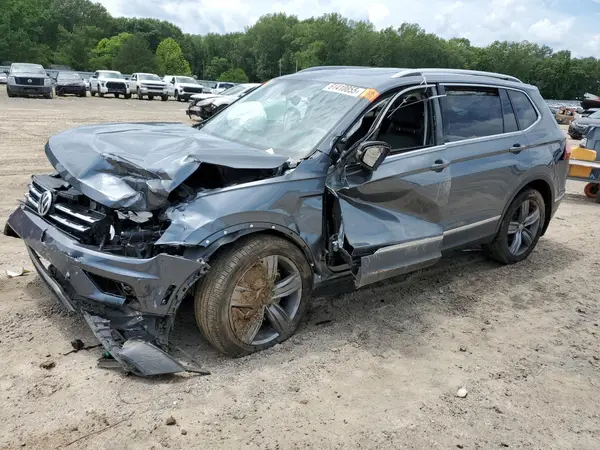 3VV3B7AXXLM176701 2020 VOLKSWAGEN TIGUAN - Image 1